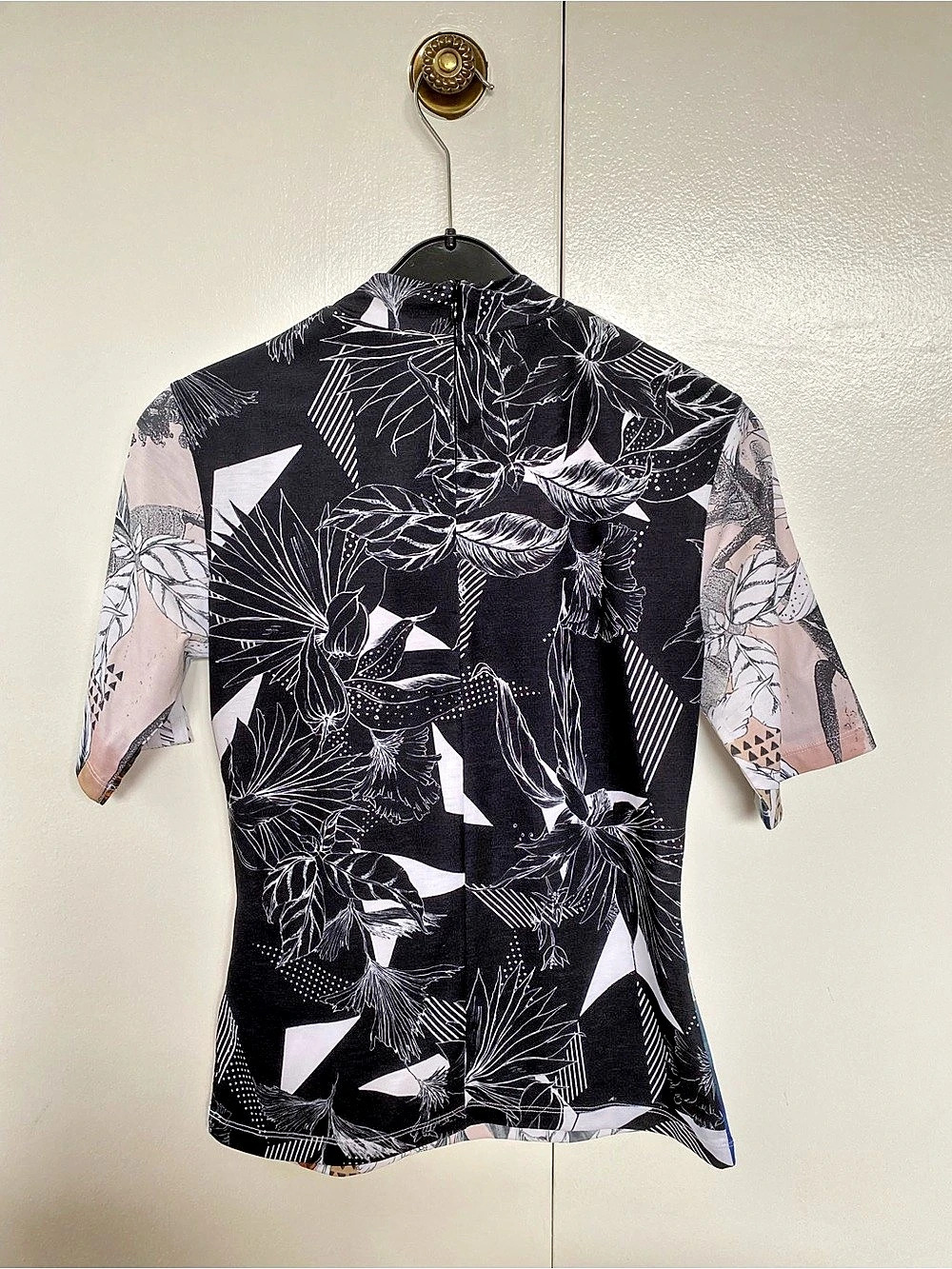 adidas x FARM Rio Originals Floral Print 3-Stripes Fitted Top Size S - Picture 5 of 12